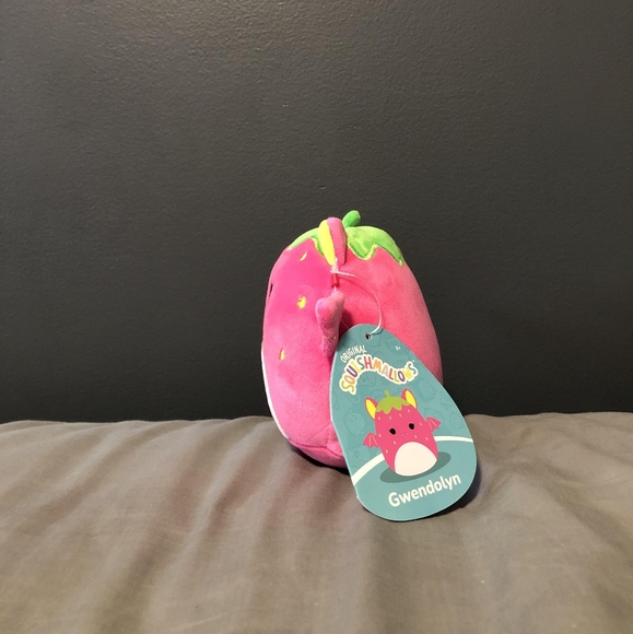 Gwendolyn 5" Strawberry Bat Squishmallow Mystery Bag - Picture 2 of 4